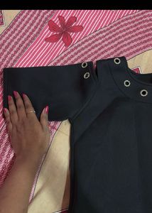 Chic Black Cold Shoulder Top
