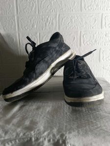 Puma Black Sneakers