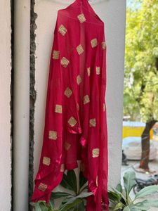 Red &amp; Gold dupatta