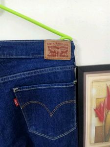 LEVI'S Classic Blue Denim SKINNY FIT Jeans