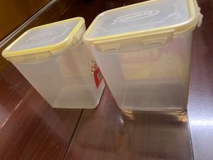 2 Clip Containers
