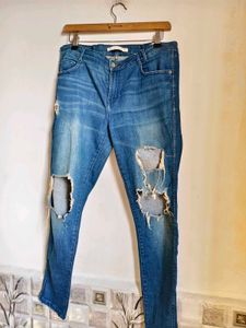 Zara  Ripped Jeans