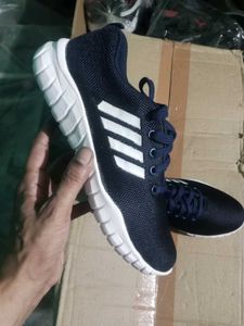NEW NO USED CASUAL SHOES FOR MAN,