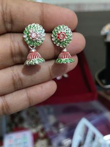 Small Jhumki VERY Beautiful