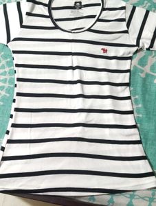 Abercrombie & Fitch Striped Tee