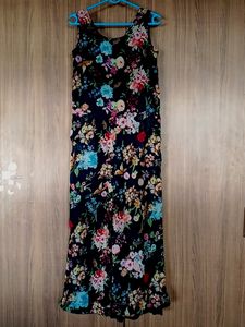 Max jump suit