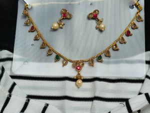 Elegant Pearl &amp; Gemstone Necklace Set