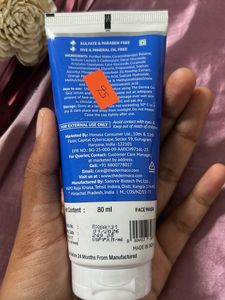 The Derma Co 2% Vitamin C Gel Face Wash