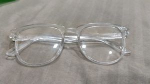 Clear Frame Fashion Glasses