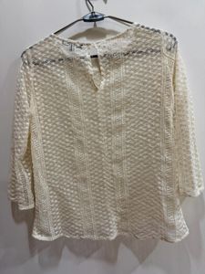 CHEMISTRY Cream  Lace Three-Quarter Sleeve Top