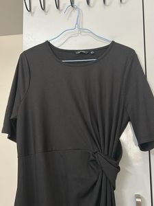 Chic Black Midi Dress with Knot Detail