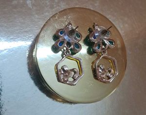 korean Green stone &amp; Floral Earrings