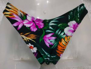 Tropical Floral Print Bikini Bottom 🖤