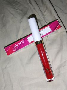 Myglamm Lit Lipstick
