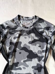 ADIDAS Shirt🩶
