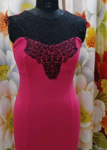Chic Pink Bodycon Dress
