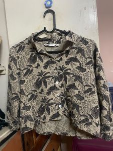 Unique Bird Print Cropped Shirt
