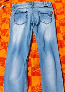 Men's Light Wash Distressed Jeans