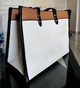 Original COACH Field Tote Bag 30 - Medium size
