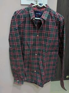 Men's Plaid Button-Down Shirt