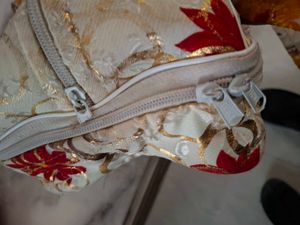 Floral make-up Bag