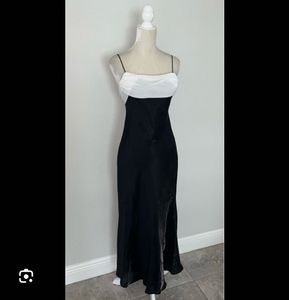 Classy 90s Gown