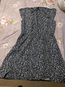 Very Pretty Knee Length Dress