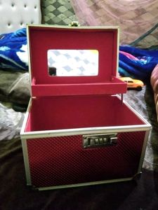 Women Makeup Box
