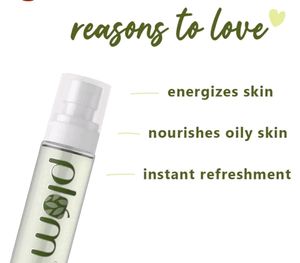 Plum Green Tea Revitalizing Face Mist