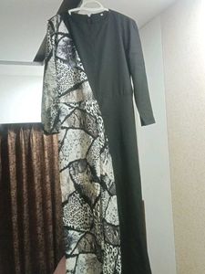 Chic Black Kurta with Animal Print Sleeves