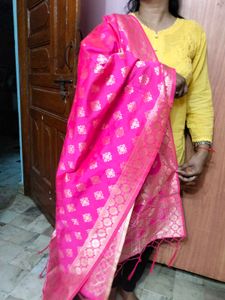 Hot Pink Banarasi Dupatta