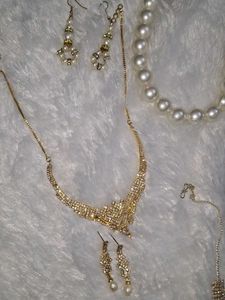 Sparkling Rhinestone Jeweellery pieces