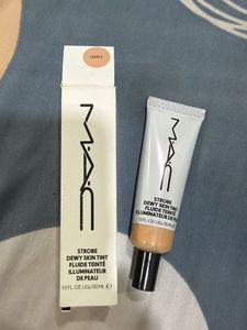MAC Strobe Dewy Skin Tint