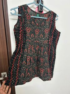 Sleeveless Short Kurti