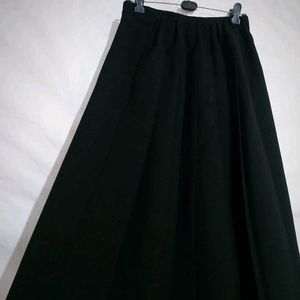 Elegant Black Midi Skirt