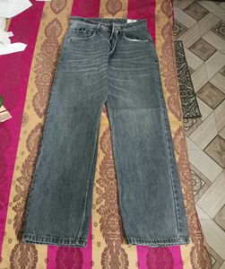Stylish Straight fit  Blackish-grey Jean