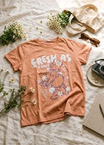 Cute Daisy Graphic Tee