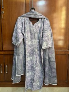 Elegant Floral Print Kurta Set with Dupatta