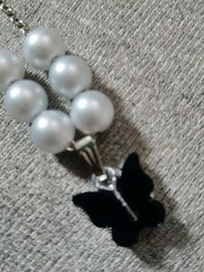 Elegant Butterfly Pearl Necklace