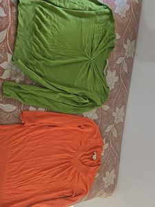 Bundle of two long-sleeved tops