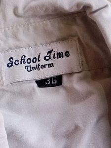 2 Men's Classic  School white shirts