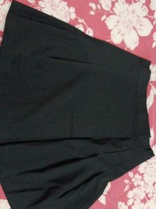 Black Pleated Mini Skirt