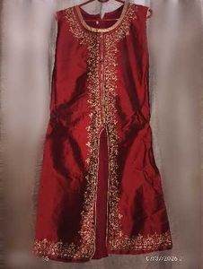 Elegant Red Embellished Kurta