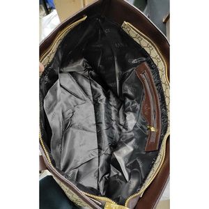 Gucci Tote Bag - Classic Design