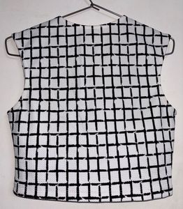 Grid Print Crop Top