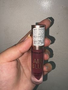 Revolution Air Blush Soft Matte Liquid Lip