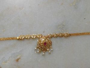 Elegant Gold Necklace with Pendant