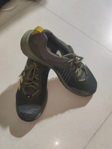 Adidas men's casual shoes. No Offered Coins. unuse