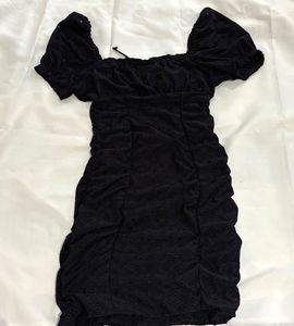 black bodycon dress 🕷️🖤
