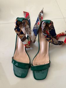 Chic Green Scarf Tie Heels